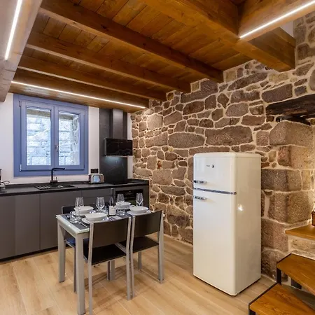 Alojamiento Turistico Caxide Parada De Sil Ribeira Sacra Buitenkant foto
