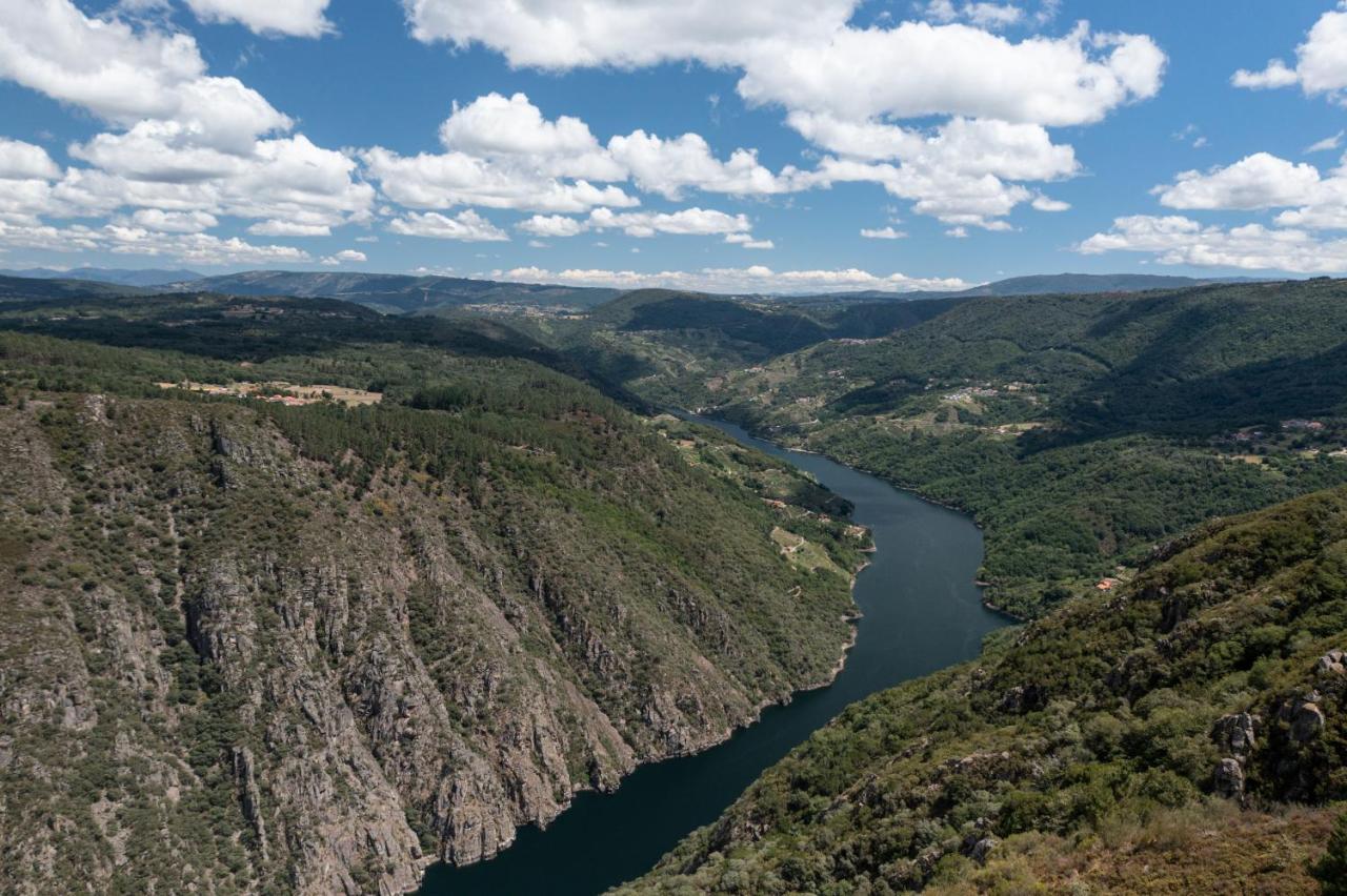 Turistico Caxide Ribeira Sacra Apartment *